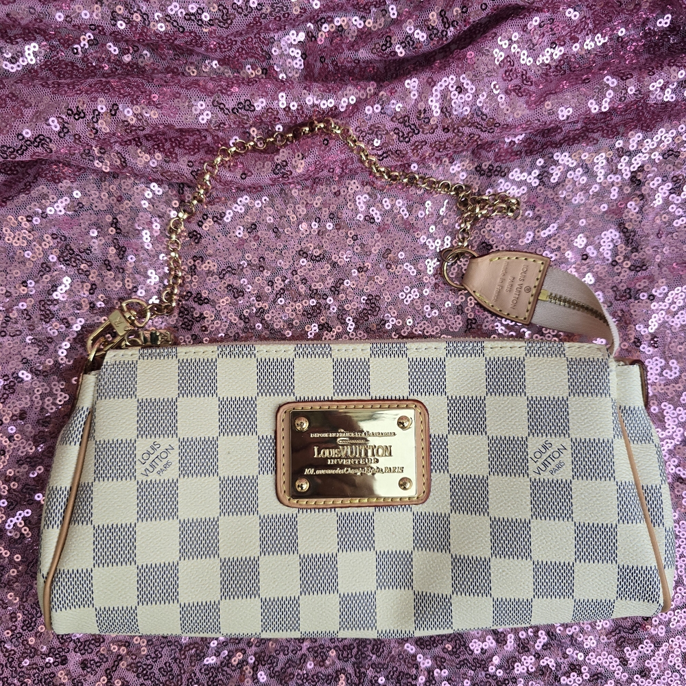 Louis Vuitton Cream and Gray Clutch Wristlet